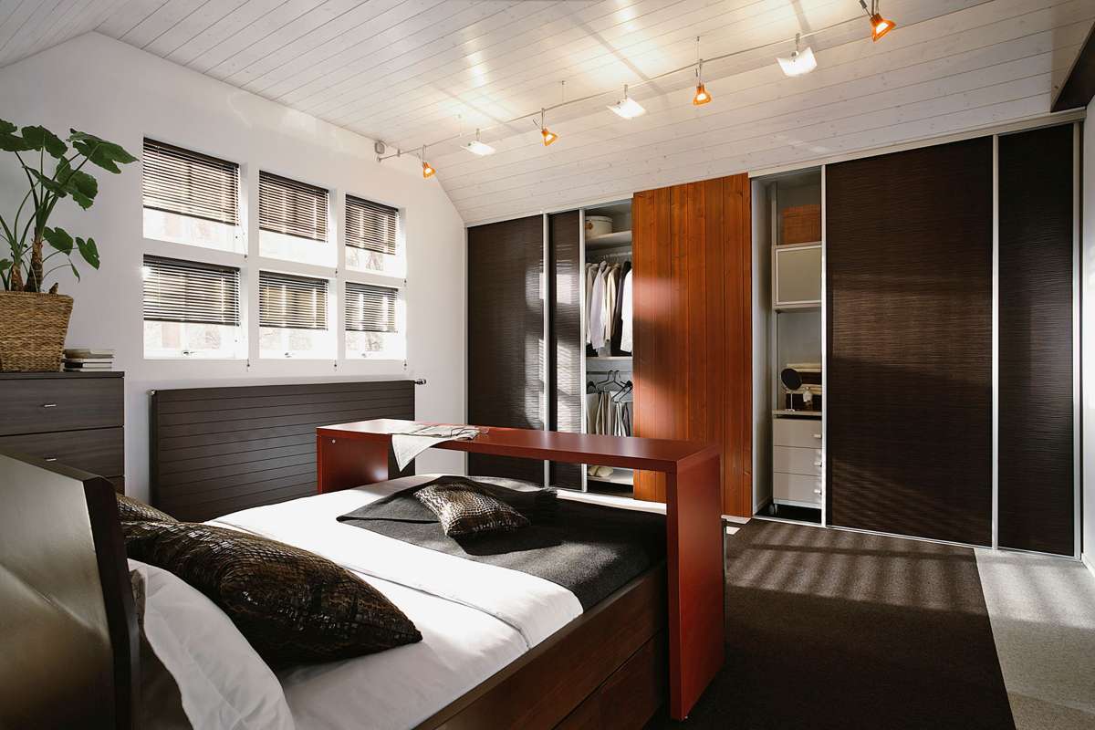 Bei der Einrichtung des Schlafzimmers auf natürliche Materialien achten