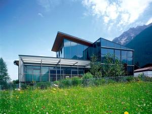 Neue Fenster und Türen werden gefördert. Foto: VFF/Interpane