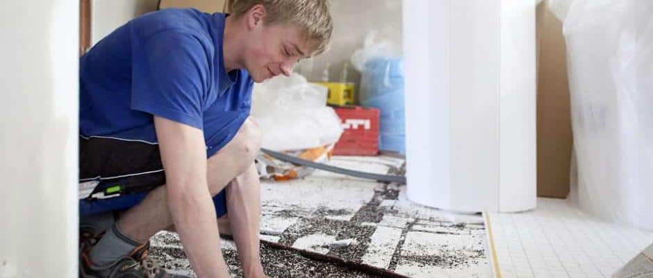 Nicht nur das Heizsystem selbst, sondern auch der Aufbau des Bodens spielt bei der Fußbodenheizung eine wichtige Rolle. Foto: djd/Bauherren-Schutzbund Nicht nur das Heizsystem selbst, sondern auch der Aufbau des Bodens spielt bei der Fußbodenheizung eine wichtige Rolle. Foto: djd/Bauherren-Schutzbund