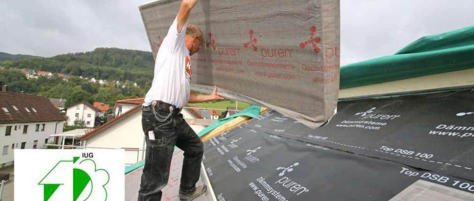 Leichtgewichte mit hoher Effizienz: Polyurethan-Hartschaumelemente sind einfach und sicher zu verarbeiten und zudem Allergiker-geeignet.Foto: djd/puren