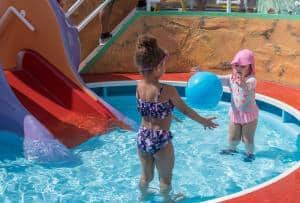Ein Aufstellpool macht Kindern Spaß