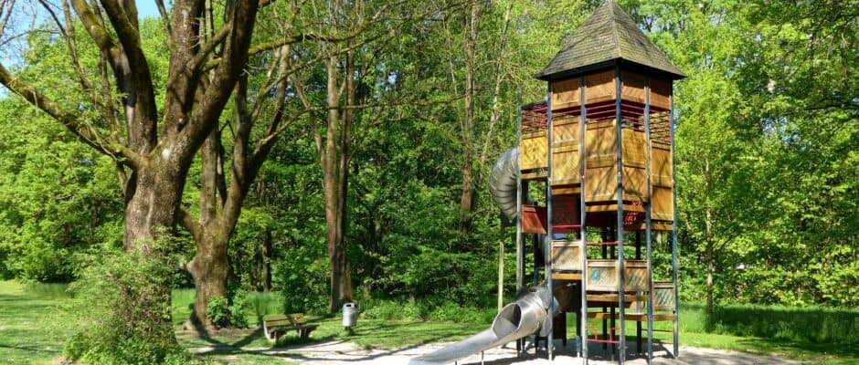 Kinderspielturm Kinderspielturm