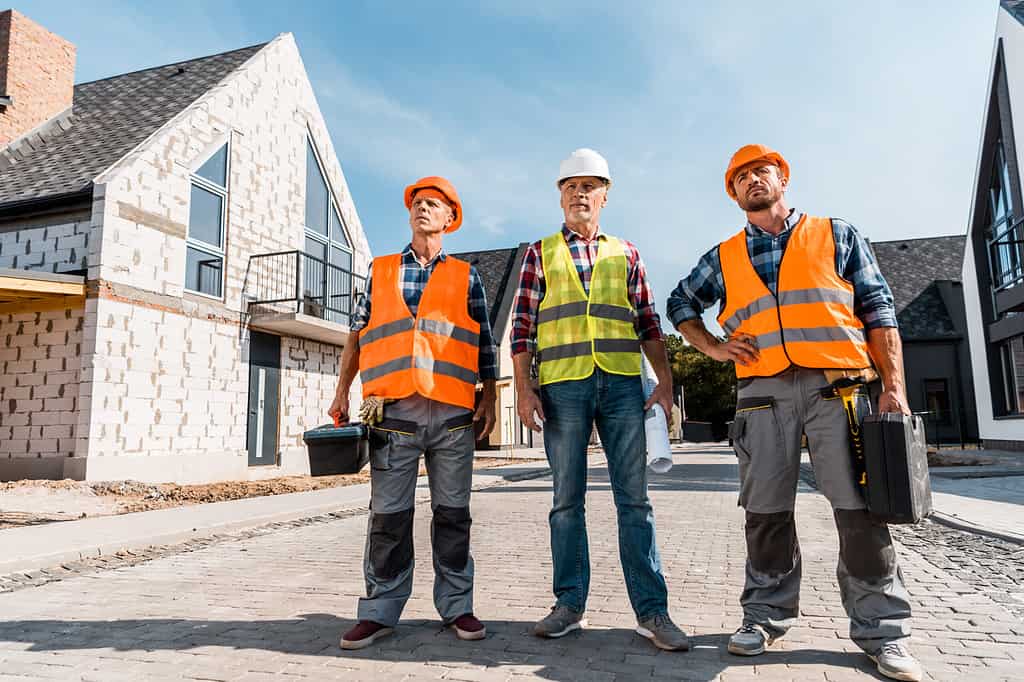 Bei der Ausführungen von Eigenleistungen darf der Arbeitsschutz nicht vergessen werden