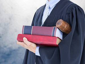 Arbeitsrechtliche Herausforderungen bei Immobilienprojekten meistern